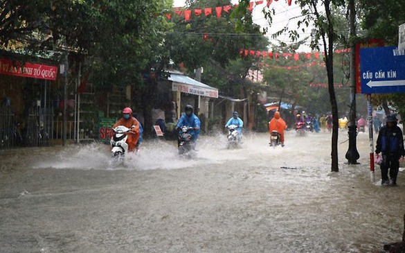 Miền Trung mưa lớn kéo dài, miền Bắc sắp đón đợt rét mạnh nhất từ đầu mùa