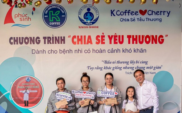 Quỹ K Coffee & Cherry hỗ trợ 330 triệu đồng cho các bệnh nhi khó khăn