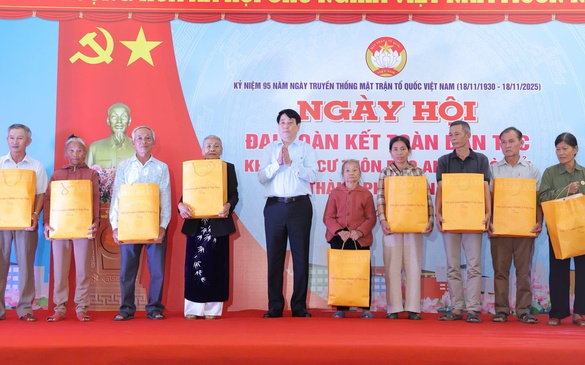 Chủ tịch nước Lương Cường dự Ngày hội Đại đoàn kết toàn dân tại Đà Nẵng