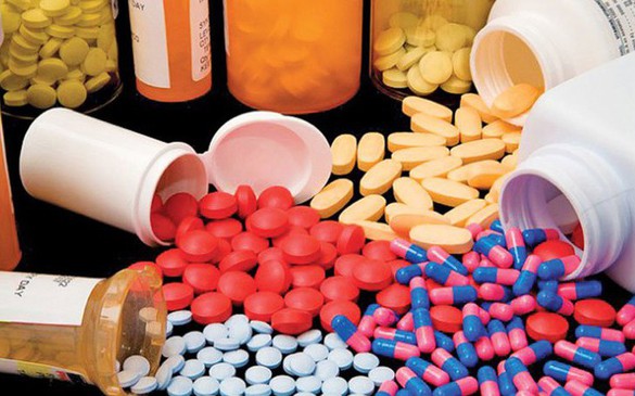 Kháng kháng sinh: Thách thức hiện tại và tương lai