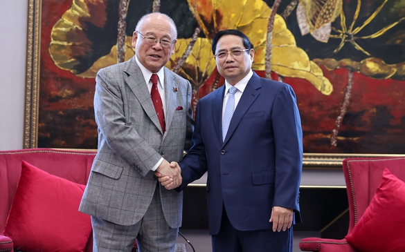 Thủ tướng Phạm Minh Chính tiếp Cố vấn đặc biệt Liên minh Nghị sĩ Hữu nghị Nhật – Việt