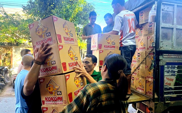 Masan Group sẻ chia cùng miền Trung: Hơn 124 tấn hàng thiết yếu được trao đến bà con vùng lũ