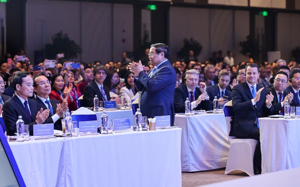 Thủ tướng dự các hoạt động tâm điểm tại Diễn đàn Kinh tế mùa Thu