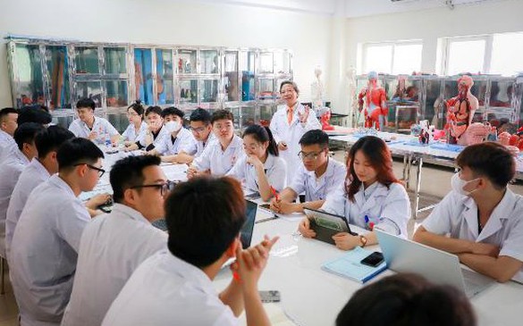 Giá trị người thầy vẫn là nền tảng trong thời đại AI