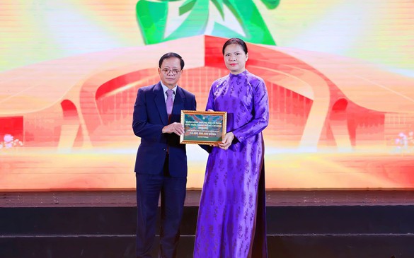 HDBank chung tay cùng Chính phủ hỗ trợ đồng bào vùng bão lũ