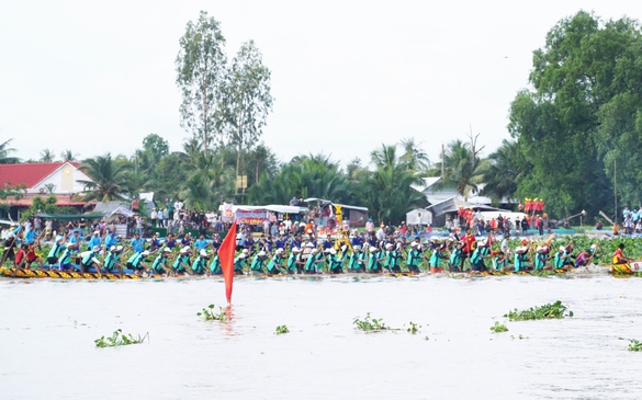 Tôn vinh bản sắc, thắt chặt tình đoàn kết các dân tộc An Giang