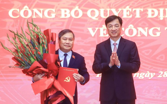 Phê chuẩn kết quả bầu, miễn nhiệm chức vụ Chủ tịch UBND thành phố Hà Nội