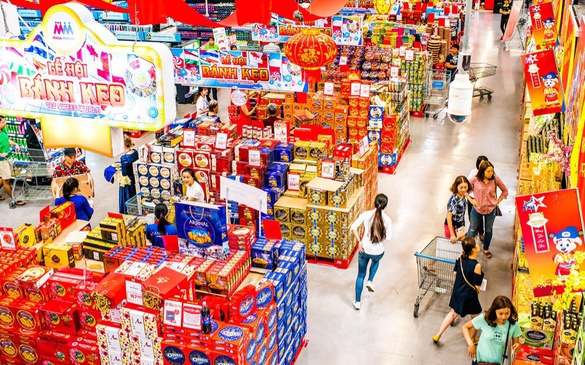 Thủ tướng yêu cầu khẩn trương khắc phục hậu quả thiên tai, phục hồi sản xuất kinh doanh, đẩy mạnh tiêu dùng, phục vụ nhu cầu Tết của Nhân dân