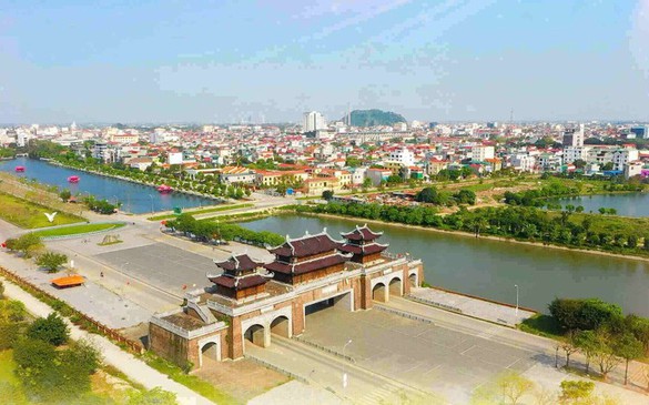Công nhận thành phố Hoa Lư hoàn thành nhiệm vụ xây dựng nông thôn mới