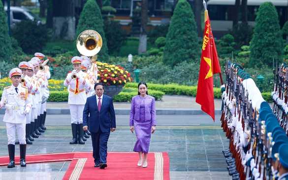 Thủ tướng Phạm Minh Chính chủ trì lễ đón chính thức Thủ tướng Thái Lan thăm Việt Nam