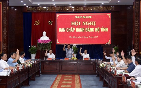 Cà Mau và Bạc Liêu thống nhất kịch bản tăng trưởng 2 con số sau hợp nhất