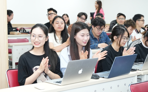 Trang bị toàn diện cho sinh viên trước ngưỡng cửa nghề nghiệp