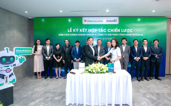 VPBankS 'bắt tay' Fintech AI: Đưa StockGuru trở thành 'trợ lý ảo' đầu tư chứng khoán