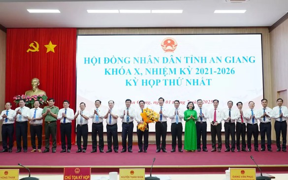 HĐND Cần Thơ, An Giang chỉ định Ủy viên UBND