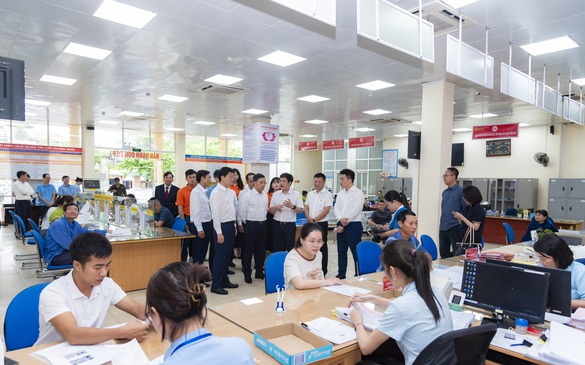 FPT cùng Quảng Ninh triển khai mô hình chính quyền 2 cấp và Trung tâm PVHCC một cấp