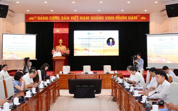 Từ nay đến cuối năm, cần ban hành 3 Nghị định và 12 Thông tư hướng dẫn thi hành Luật Nhà giáo