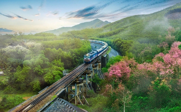 Khởi động xây tuyến đường sắt Lào Cai – Hà Nội – Hải Phòng trong năm 2025