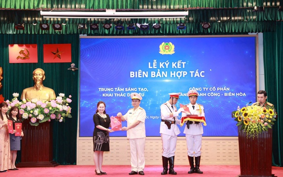 Agris hợp tác cùng Trung tâm Sáng tạo, khai thác dữ liệu phát triển hạ tầng dữ liệu nông nghiệp