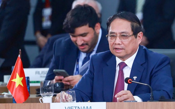 Thủ tướng nêu 3 đề xuất quan trọng tại Phiên thảo luận cấp cao BRICS mở rộng