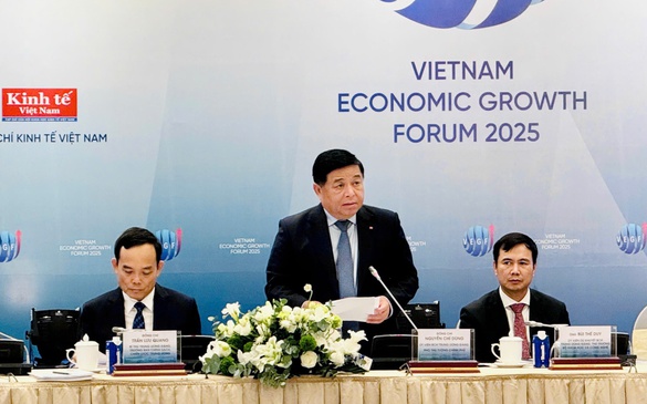Phó Thủ tướng Nguyễn Chí Dũng luận bàn về giải pháp thúc đẩy tăng trưởng kinh tế cao và bền vững