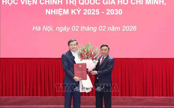 Đồng chí Đoàn Minh Huấn giữ chức Bí thư Đảng ủy Học viện Chính trị quốc gia Hồ Chí Minh