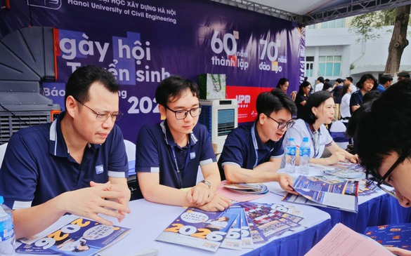 Thêm nhiều trường đại học công bố điểm sàn năm 2026