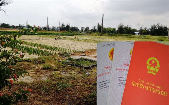Đất có thông báo thu hồi có được cấp đổi Giấy chứng nhận?
