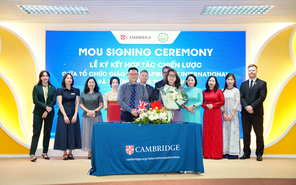 Ký kết hợp tác triển khai Chương trình tích hợp Cambridge tại 50 trường phổ thông Hà Nội