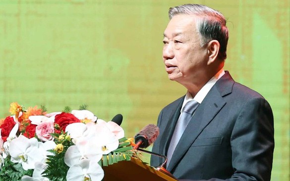 Digital transformation-urgent requirement for Viet Nam to narrow development gap: Party chief