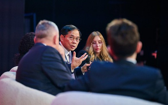 How Viet Nam protects national interests while contributing to global peace, stability and prosperity