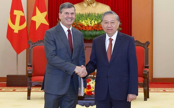 Party chief hosts Russian Presidential Academy Rector