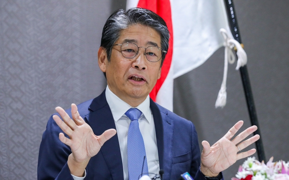 Japan vows to back Viet Nam's development path