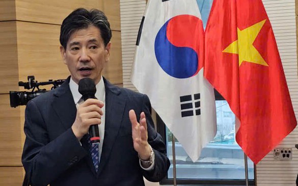 Korean President Lee’s visit marks a step toward more substantive Viet Nam–South Korea relations