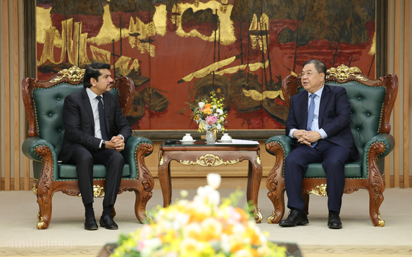 Standing Deputy PM hosts Head of Asia for Blackstone Private Equity