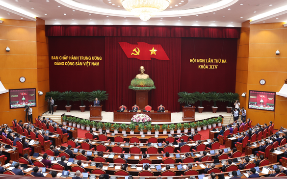 CPV Central Committee discusses new development model