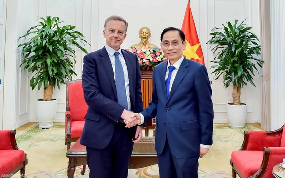 Viet Nam, France advance implementation of Comprehensive Strategic Partnership
