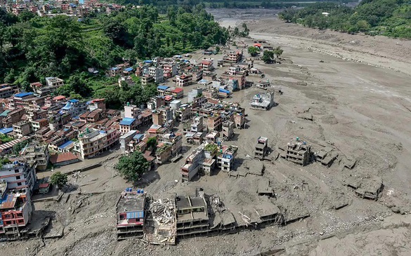 Viet Nam announces US$300,000 in emergency aid to Nepal