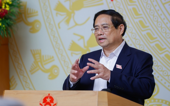 政府总理范明正：力争在2025年10月31日前全国基本完成危旧房清零目标