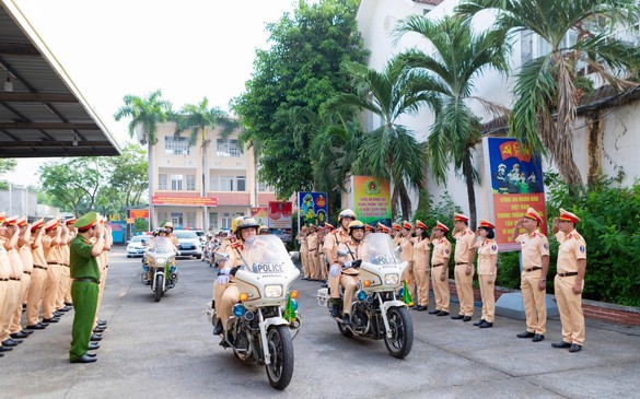 公布全国各省市交通警察部门负责人电话