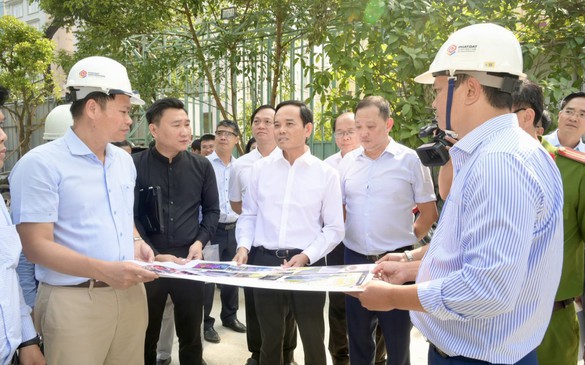 发扬智慧、团结和创新精神 为胡志明市新时代发展奠定基础