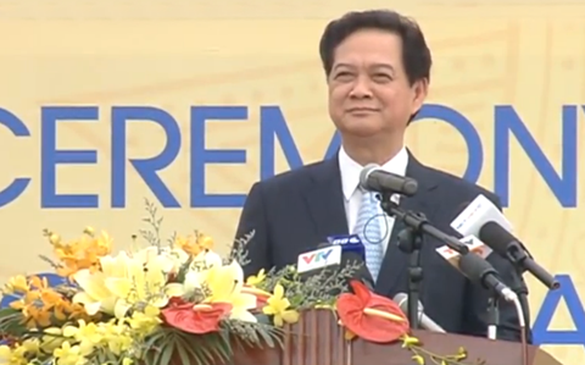 Thủ tướng Nguyễn Tấn Dũng phát biểu tại Lễ khởi công Liên hợp Lọc hoá dầu Nghi Sơn