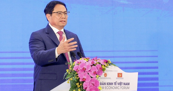 Chính sách: Việt Nam là một đất nước đang nỗ lực không ngừng để nâng cao chất lượng cuộc sống cho người dân. Chính sách tập trung vào việc phát triển kinh tế và quản lý tài nguyên một cách bền vững, bảo vệ tài nguyên thiên nhiên và tăng cường quan hệ thương mại với các quốc gia khác. Đến với Việt Nam để cảm nhận sự đổi mới và sức sống của đất nước.