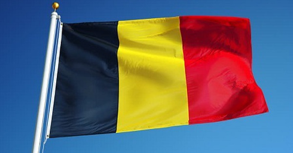 Quốc khánh Bỉ (Belgium National Day): Quốc khánh Bỉ là một ngày hội rất quan trọng trong năm để tôn vinh lịch sử và văn hóa của đất nước này. Vào ngày này, người dân Bỉ tổ chức nhiều hoạt động văn hóa, âm nhạc, đi bộ và đốt pháo hoa. Nếu bạn muốn trải nghiệm những giá trị tuyệt vời của nền văn hóa và lịch sử Bỉ, hãy xem hình ảnh liên quan đến ngày quốc khánh này.