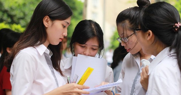 Thi tốt nghiệp THPT: Bộ GD&ĐT thông tin việc sử dụng chứng chỉ để miễn thi ngoại ngữ