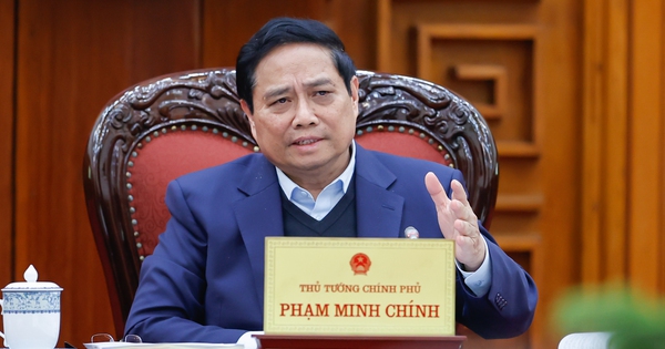 Thủ tướng chủ trì phiên họp về chế độ, chính sách với cán bộ, công chức, người lao động khi sắp xếp, tinh gọn bộ máy