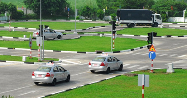 Điều kiện kinh doanh cơ sở đào tạo lái xe ô tô, áp dụng từ 1/1/2025