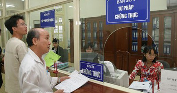 Ủy ban nhân dân cấp xã được chứng thực các văn bản do nước ngoài cấp