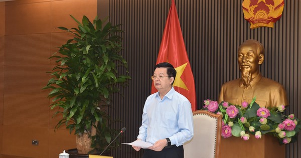 Khẩn trương hoàn thiện xây dựng nghị định về phân cấp, phân quyền lĩnh vực dân tộc, tôn giáo