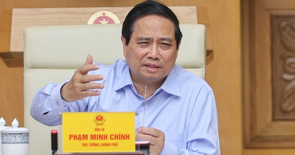 Thủ tướng chủ trì cuộc họp về triển khai tổ chức chính quyền địa phương 2 cấp