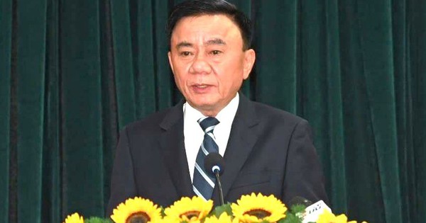 Kết luận số 192-KL/TW về thực hiện pháp luật về phân cấp, phân quyền, phân định thẩm quyền khi vận hành chính quyền địa phương 2 cấp